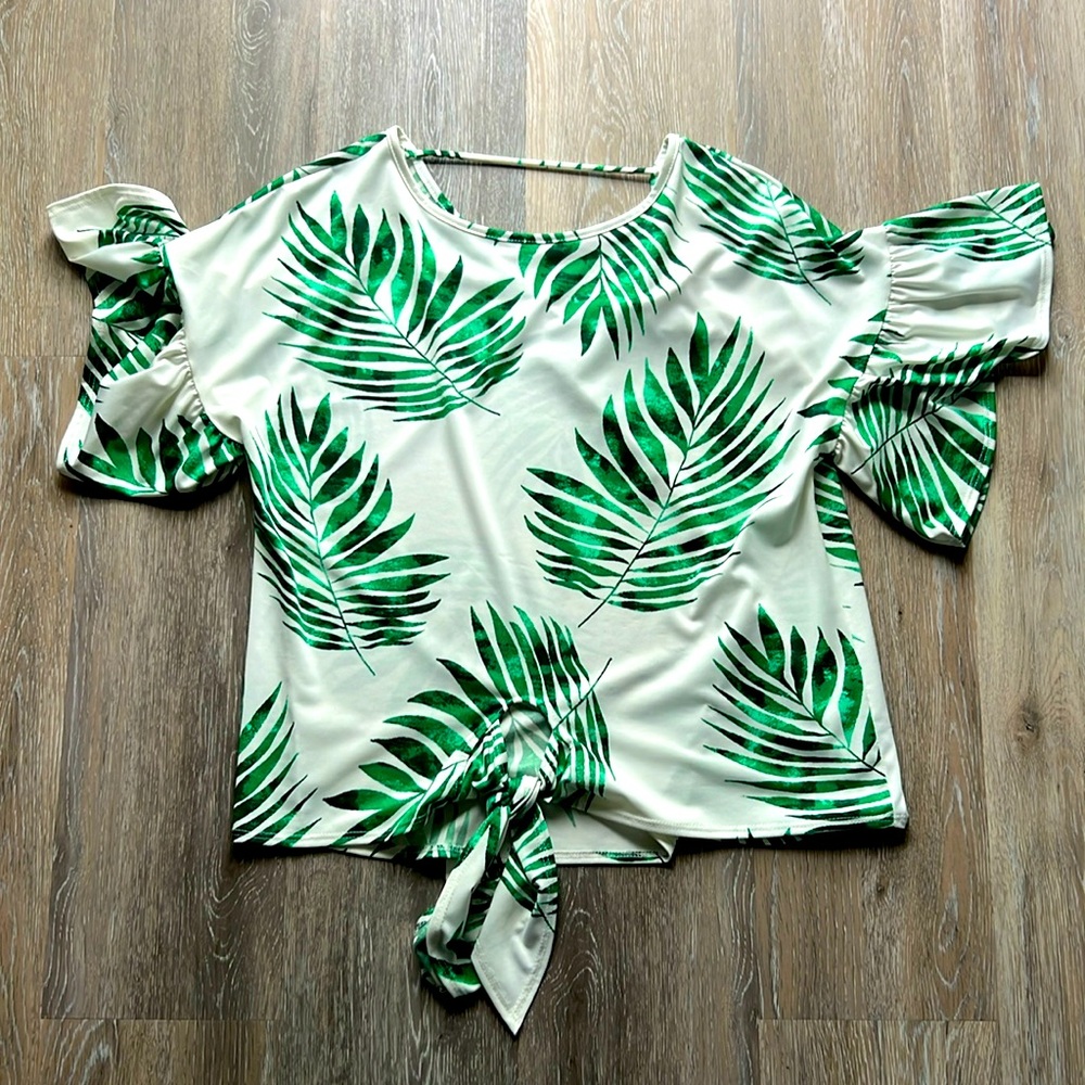 Shop Impressions Size Small Palm Leaf White Shift Tie Top